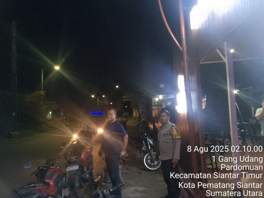 Tindaklanjut Call Center 110, Polsek Siantar Timur Berikan Himbauan Di Cafe Rasa Sayang