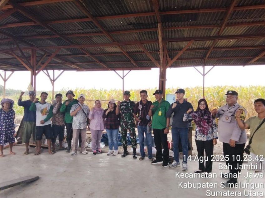 Polsek Tanah Jawa Wujudkan Kamtibmas Melalui Pendampingan Program Pertanian di Simalungun