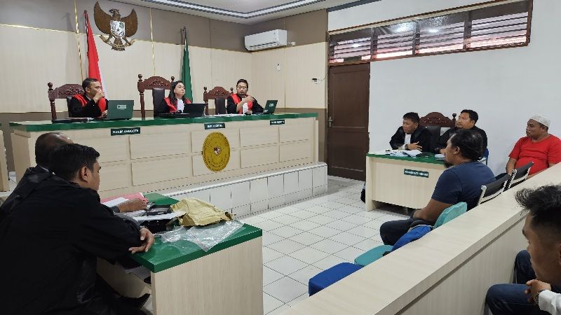 Kesaksian Berbeda Polisi Penangkap, Dugaan Rekayasa Kasus Rahmadi Menguat