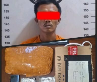 Bolang Kedapatan  Menerima Bingkisan  2,2 Kg Bungkusan Narkoba