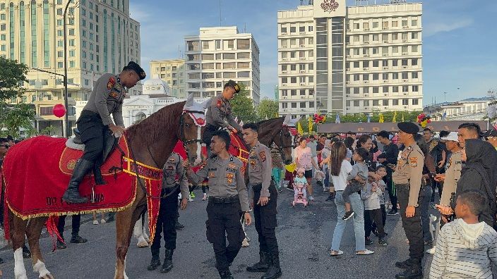 Ditsamapta Polda Sumut Meriahkan Car Free Day dengan Gerakan Pangan Murah