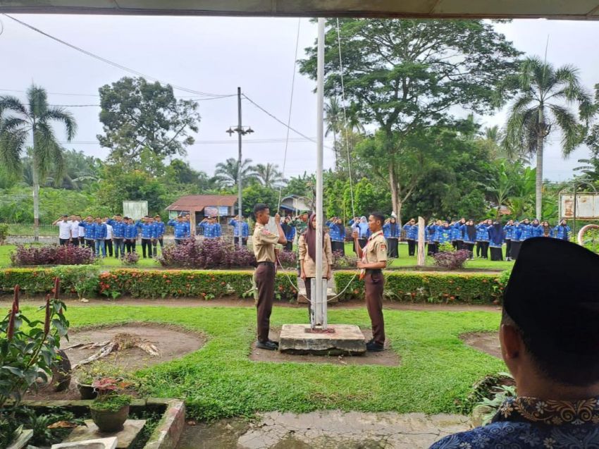 Polsek Bosar Maligas Hadiri Upacara Hari Kesadaran Nasional di Ujung Padang, Sinergitas dengan Pemerintah Daerah