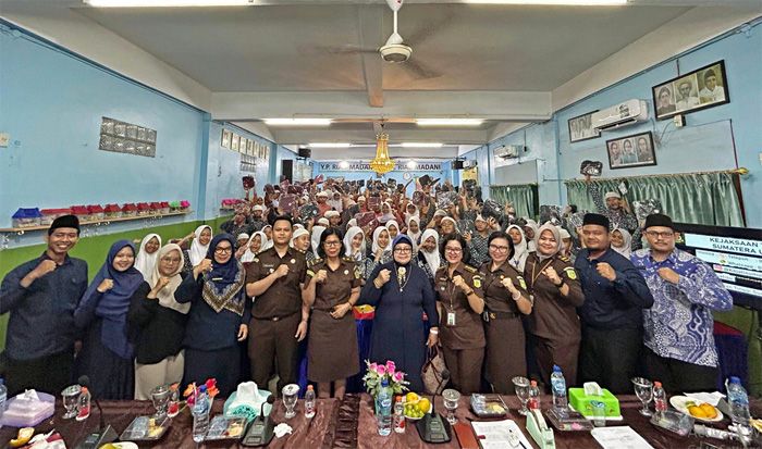 Luhkum di YP Riad Madani, Kejati Sumut Ajak Peserta Didik 'Kenali Hukum, Jauhi Hukuman'