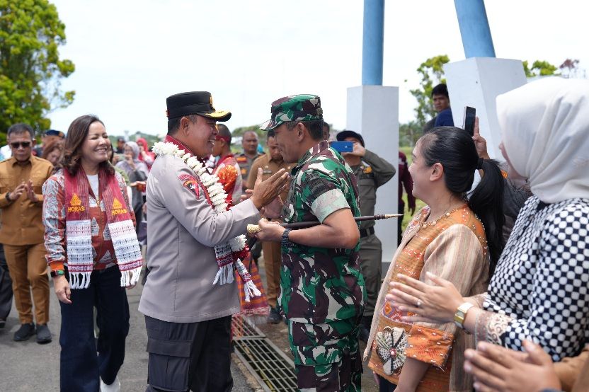 Kapolda Sumut Disambut Hangat Forkopimda Saat Tiba di Tapanuli Tengah