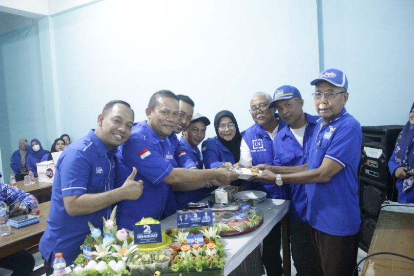 DPC Tebingtinggi Rayakan HUT Demokrat Ke - 24:  Salurkan Sembako Pada Anak Yatim Dan Kaum Duafa