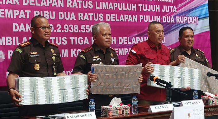 Kejati Sumut Terima Uang Pengganti Rp 105 M dan US$ 2.938.556 dari Terpidana Pembalakan Liar Adelin Lis