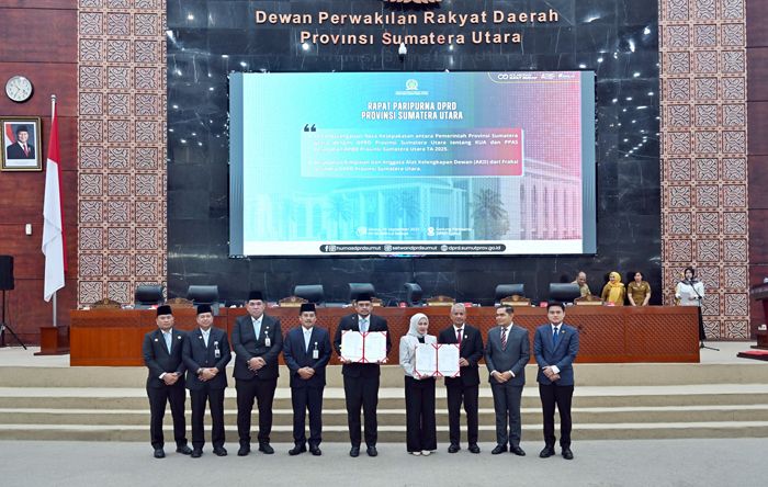 Gubernur Sumut Bobby Nasution Teken Nota Kesepakatan KUA-PPAS APBD Perubahan 2025 Bersama DPRD
