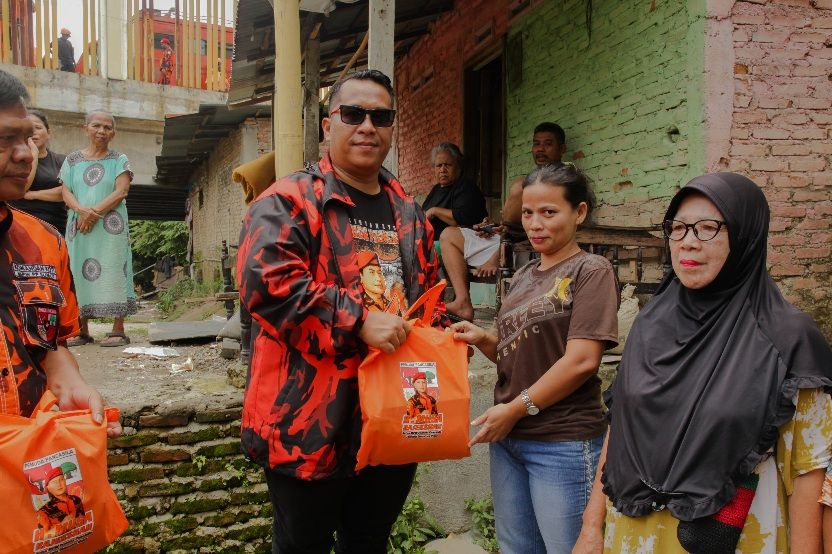 MPW PP Sumut Gelar Aksi Peduli Lingkungan, Sisir Sungai Deli dan Bagikan Sembako