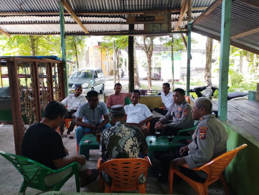 Ngopi Bareng Polisi, Warga Samadua Curhat Soal Judi Online hingga Pupuk Subsidi