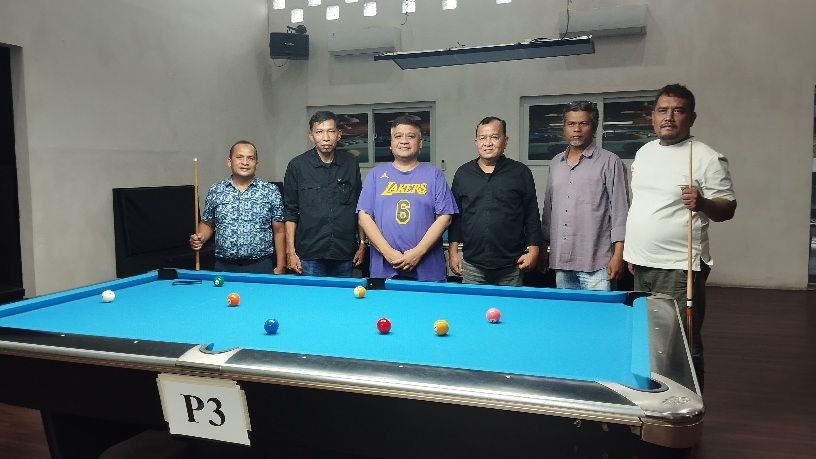 Salomo Pardede Dukung Turnamen Biliar Wartawan