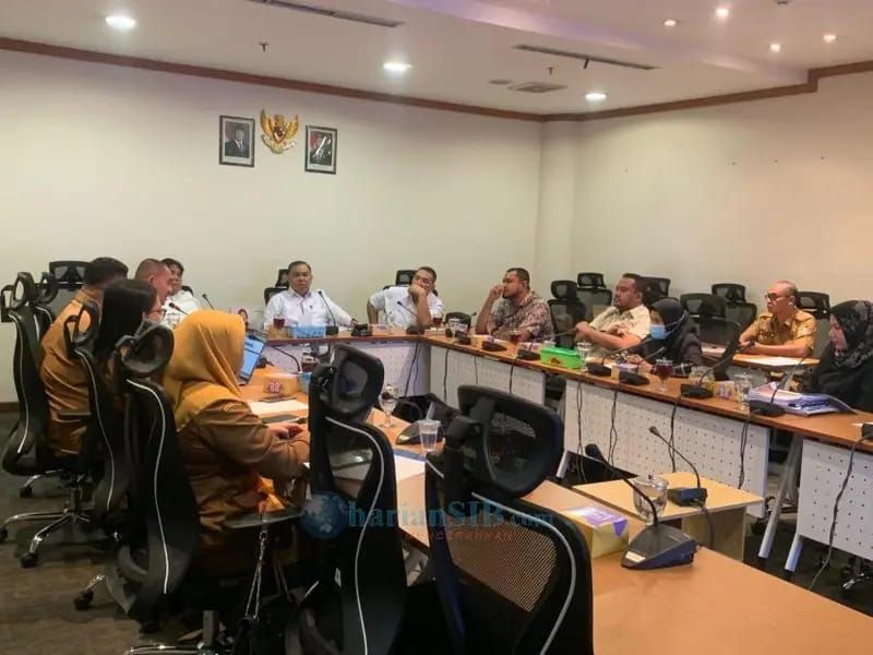 Diduga Usir Wartawan, Edi Sinuraya Membantah Keras Tudingan.