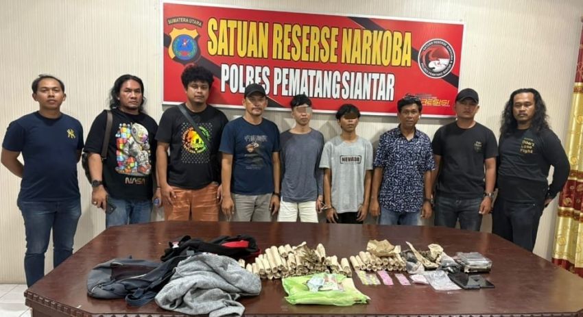 Sinergitas TNI-Polri ,Polres Pematangsiantar Gagalkan Peredaran Ganja 1,06 Kg dan Ektasi 30 Butir