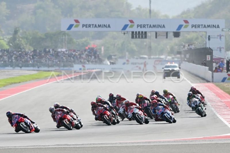 Sirkuit Pertamina Mandalika Lombok, Para Pedagang Menata Dagangan