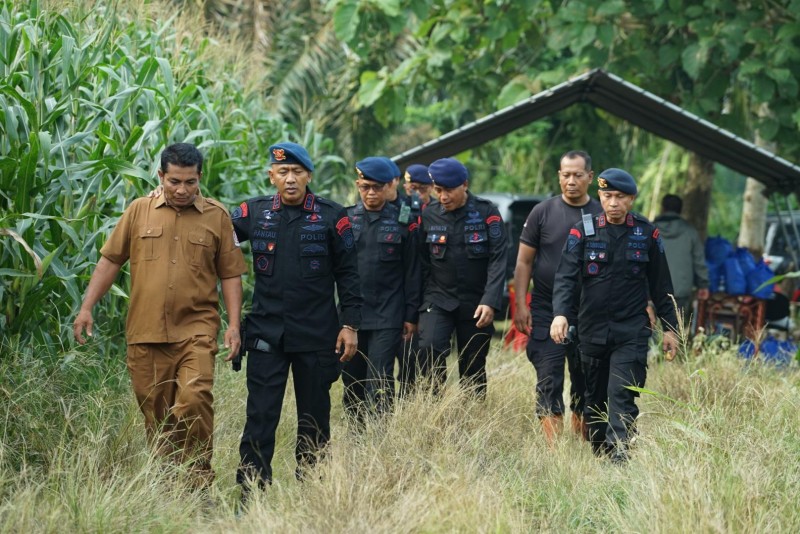 Brimob Polda Sumut Panen Raya Bersama Petani: Wujud Nyata Polri Dukung Ketahanan Pangan Nasional