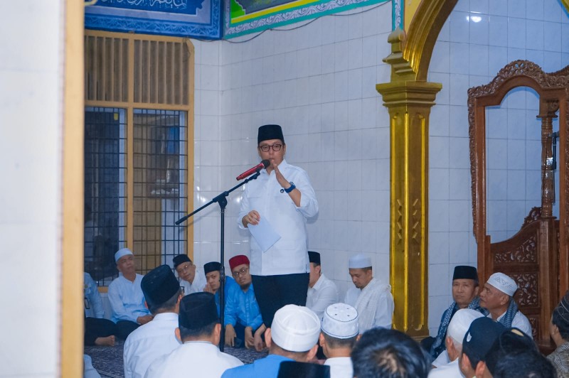 Rico Waas Jemput Aspirasi Masyarakat & Salurkan Bantuan Hingga Puluhan Juta