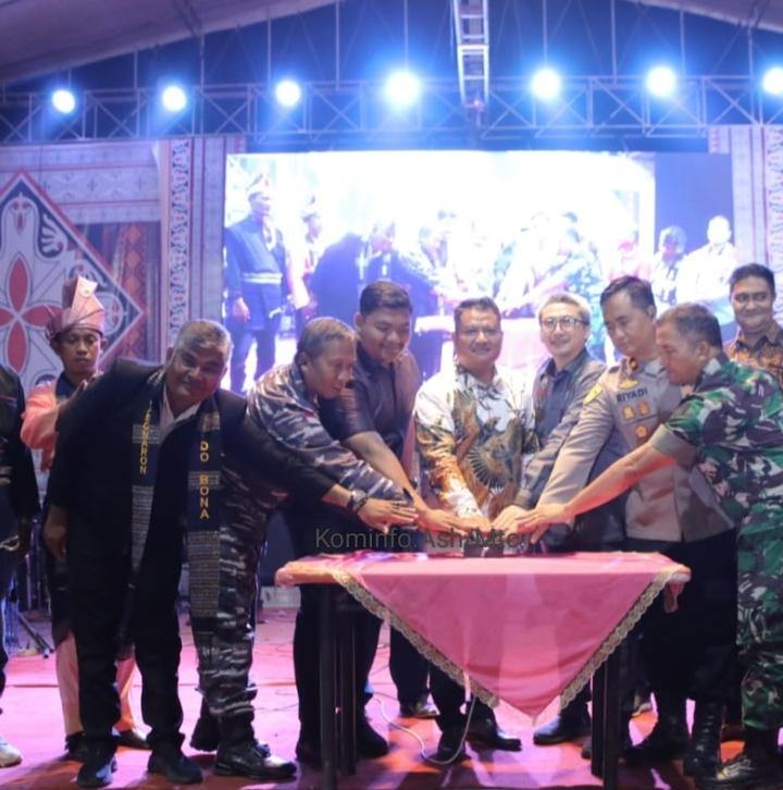 Wakil Bupati Tutup Pekan Seni Budaya Daerah