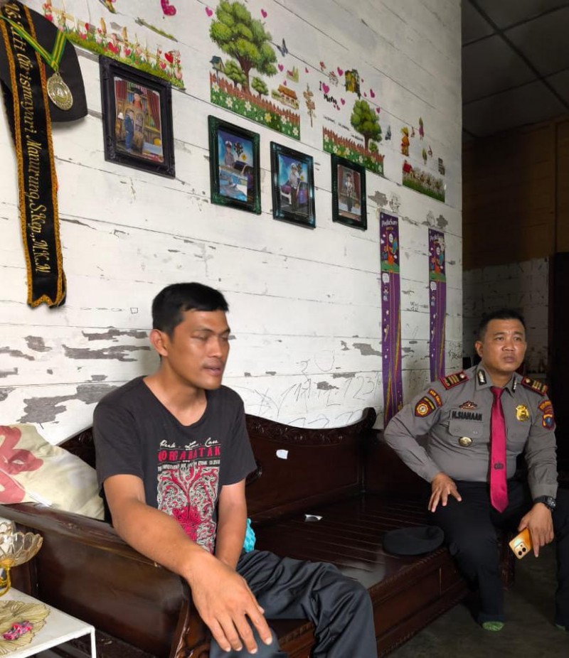 Kasat PamObvit Jenguk Aiptu Roland Manik yang Sakit, Apresiasi Dedikasi Tinggi Personel Berprestasi