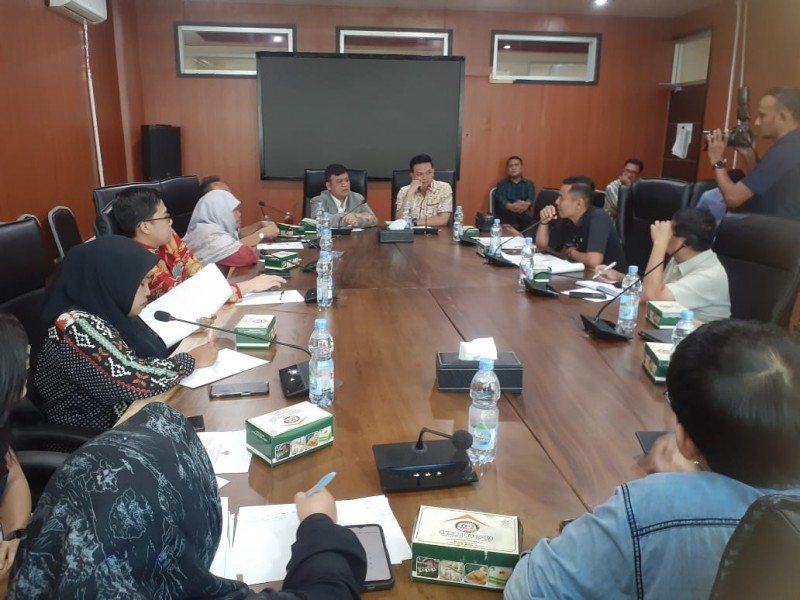 Sorot Izin Restoran, Godfried Lubis: Sembunyi di Lapangan Terbuka