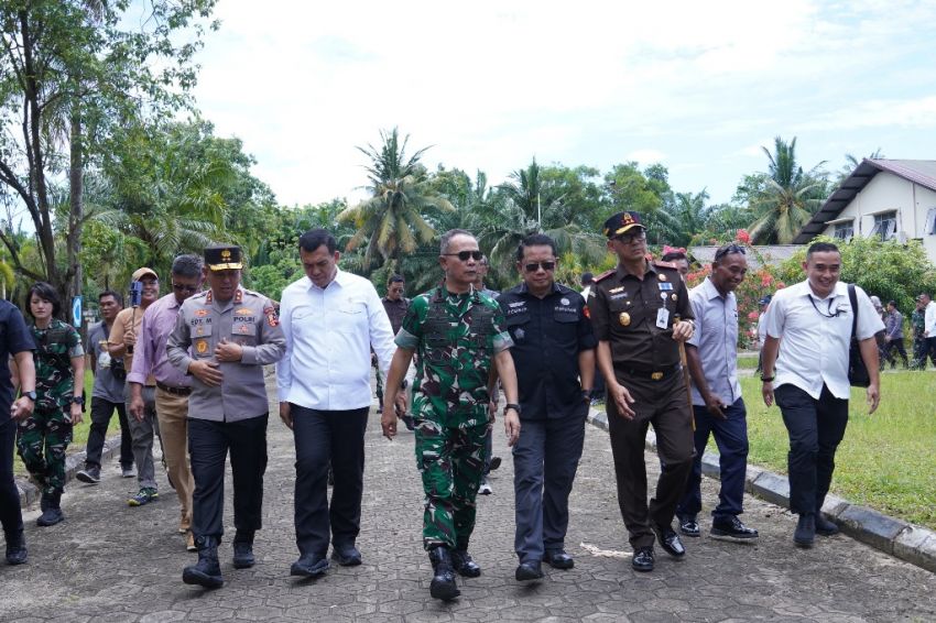 Kasum TNI Tinjau Penertiban Tambang Ilegal di Bangka Belitung