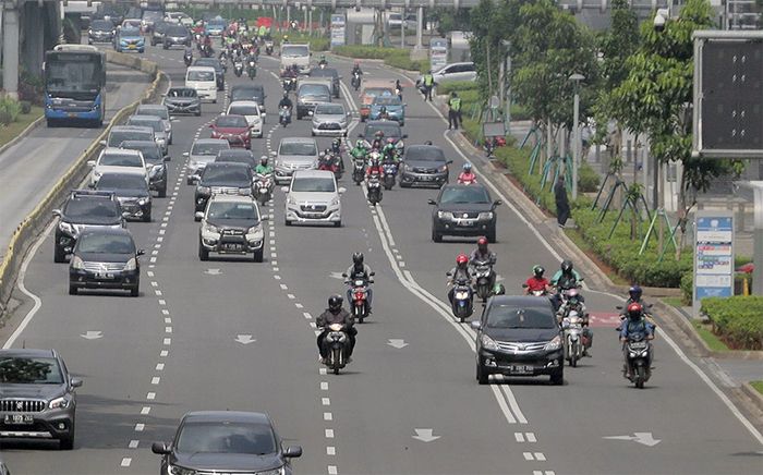 Pengendara Lawan Arah Siap-Siap Diviralkan Warganet