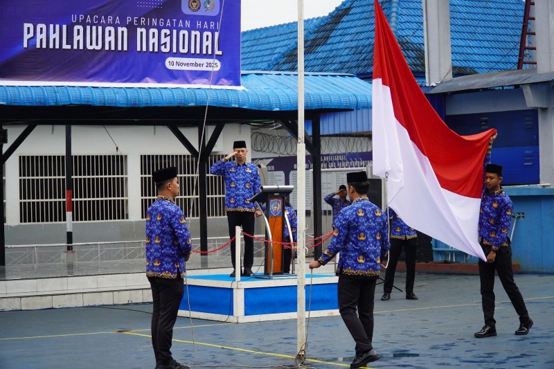 Rutan Kelas I Medan Gelar Upacara Hari Pahlawan 2025: 'Pahlawanku Teladanku, Terus Bergerak Melanjutkan Perjuangan'