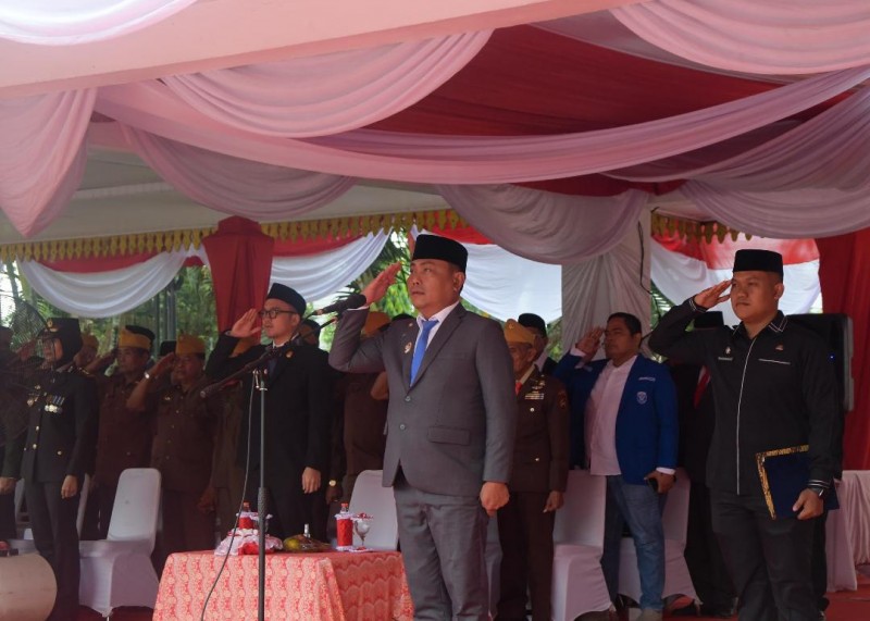 Upacara Peringatan Hari Pahlawan, Wabup: Kemerdekaan Lahir dari Kesabaran dan Keberanian!