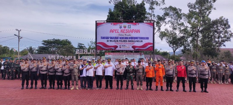 Kapolres Simalungun Pimpin Apel Kesiapan Tanggap Darurat Bencana: Tegaskan Sinergi TNI-Polri dan Stakeholder untuk Lindungi Masyarakat dari Cuaca Ekst
