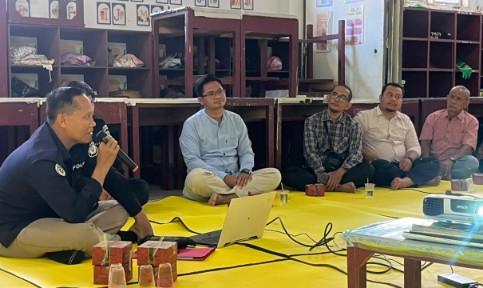 Bangun Kesadaran Digital, Iptu Arwin Jadi Pemateri Utama di Pertemuan POMG SDIT Robbani