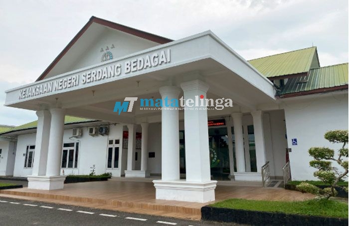 Terkait Perkara Mantan Kades Pasar Baru, Kajari : Tidak Tertutup Kemungkinan Dalam Proses Penyidikan Akan Ada Tersangka Baru