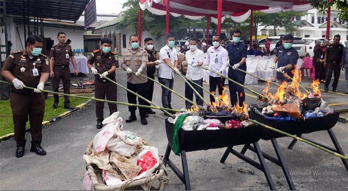Kejari Sergai Musnahkan Barang Bukti 142 Perkara Inkracht