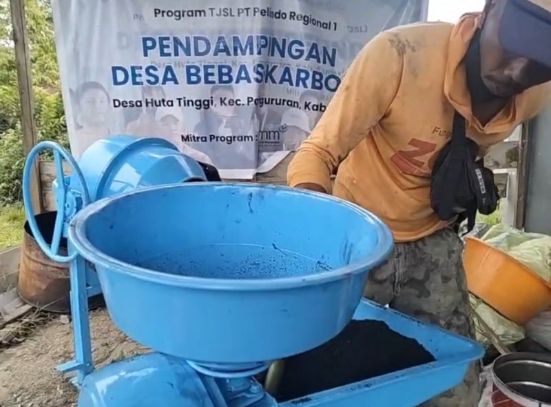 Pelindo Regional 1 Salurkan Mesin Penepung Untuk Sukseskan &ldquo;Program Desa Bebas Karbon&rdquo; di Desa Huta Tinggi Samosir
