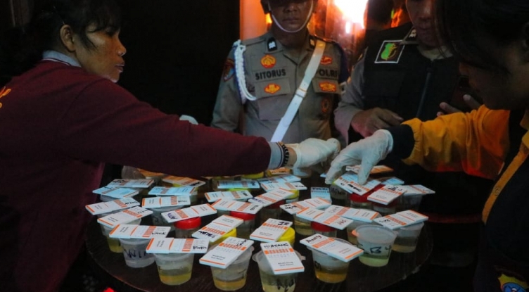 Polda Sumut Pulangkan 13 Pengunjung THM Positif Narkoba
