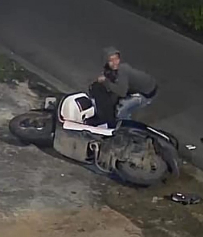 Begal Bersajam Kembali Rampok Scoopy Warga di Batang Kuis