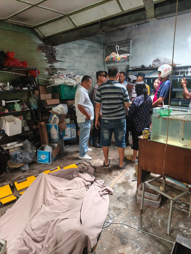 Diduga Kesetrum Listrik,Polseķ Sianțar Utara Cek TKP Temuan Mayat
