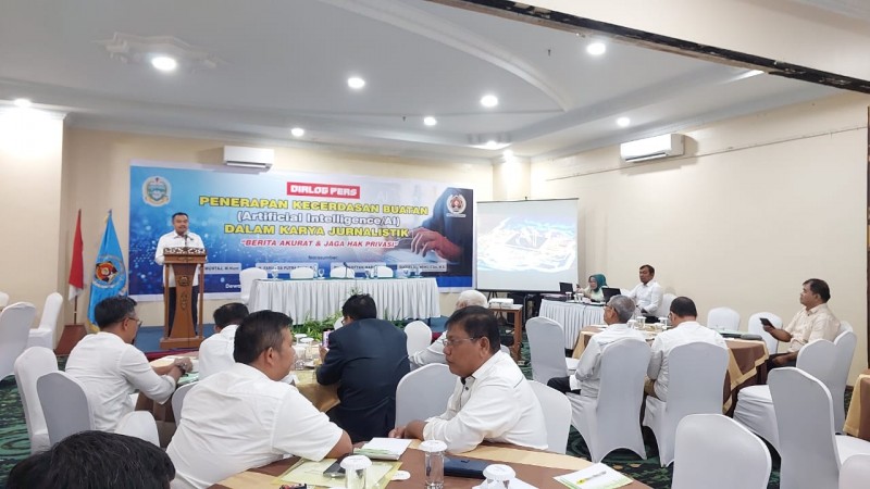 Buka Dialog Pers Terkait AI, Farianda Putra Sinik Minta Wartawan Tetap Kedepankan Perilaku Etika Profesional