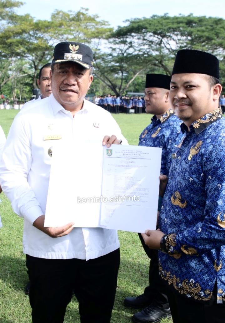 2.514 Lembar Surat Keputusan Pengangkatan PPPK Paruh Waktu Untuk Asahan Diserahkan