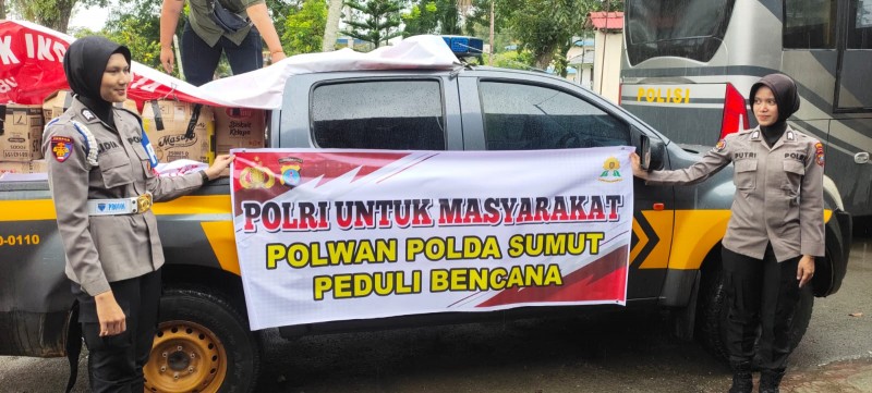 Polwan Polda Sumut Salurkan Bantuan Sosial kepada Korban Banjir di Pangkalan Brandan