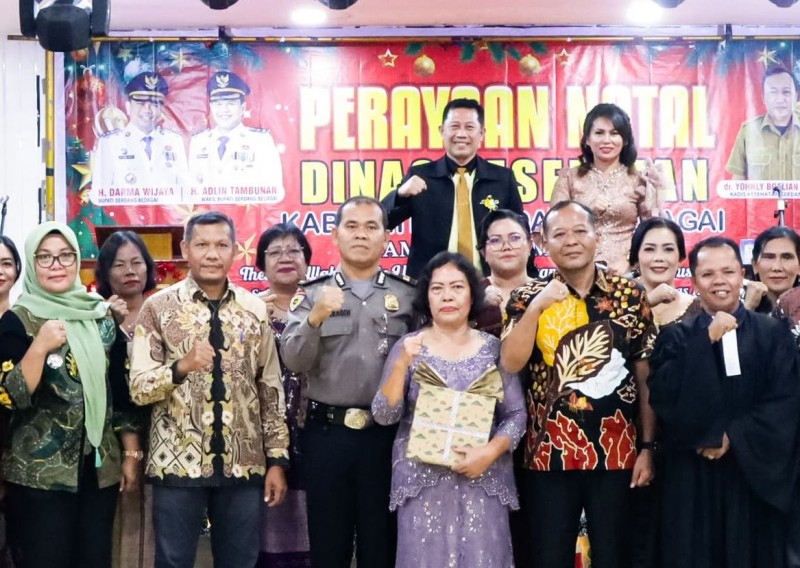 Rayakan Kasih Dinkes Sergai Perkuat Perdamaian dan Persaudaraan di Semangat Natal