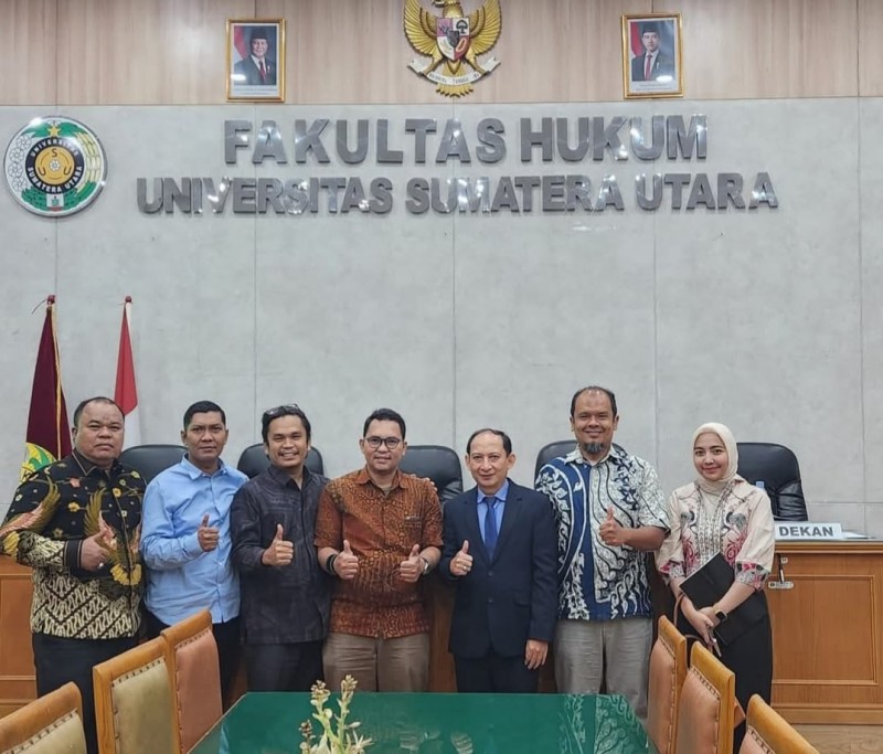 Advokat Gelmok Samosir S.H., M.H. Ucapkan Selamat dan Sukses atas Kelulusan Doktor Dr. Ibnu Kholik S.H., M.H. di FH USU