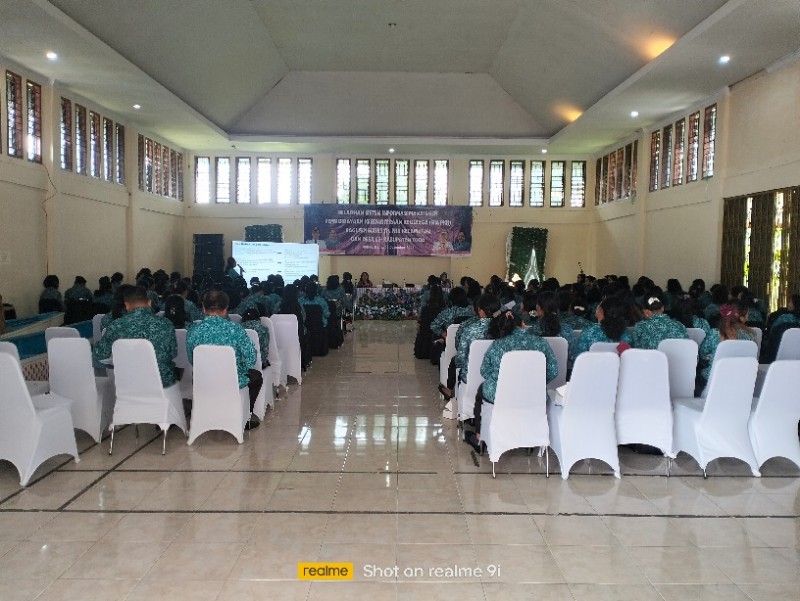 PKK Toba Diberi Pelatihan