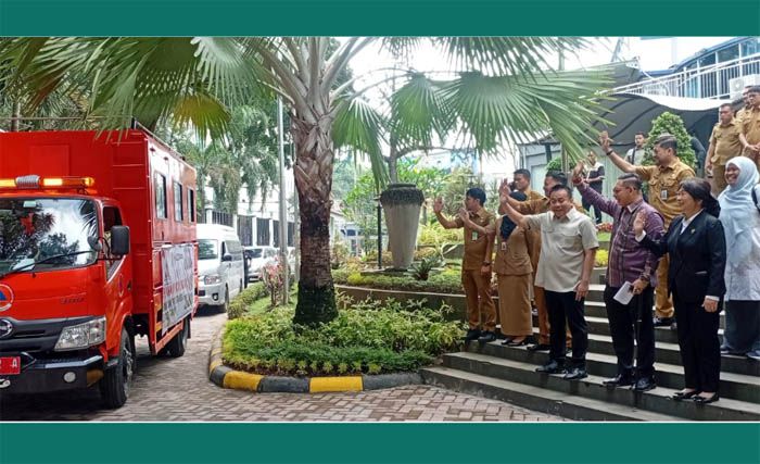 Ketua DPRD Medan Lepas Bantuan Kemanusiaan untuk Korban Bencana Banjir dan Longsor di Aceh Tamiang