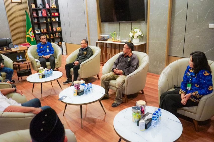 Wali Kota Medan Ajak PWI Sumut Jadikan Natal Momentum Kepedulian Sosial dan Pererat Persatuan