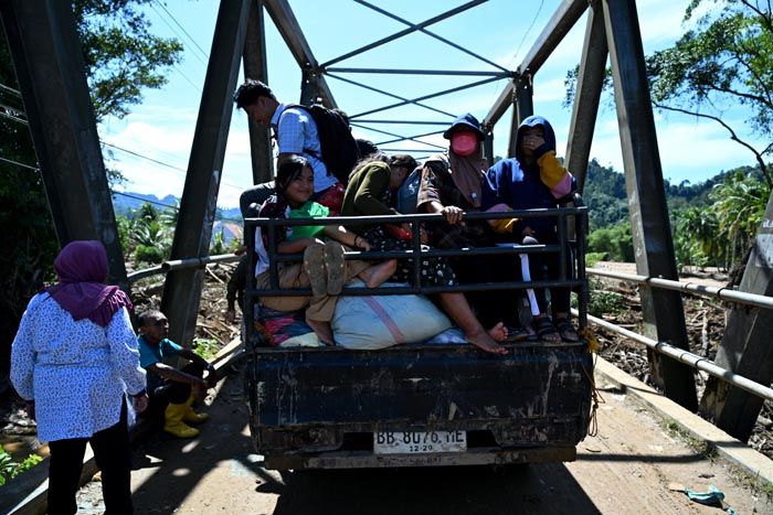 Aliran Sungai Mulai Lancar, Akses ke Tukka Kembali Normal