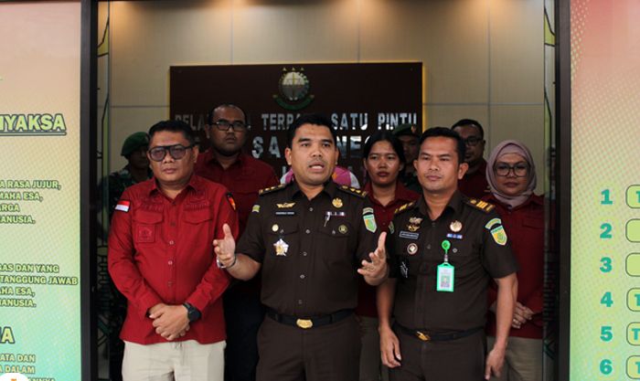Kejari Madina Tahan Dua Tersangka Dugaan Korupsi Dana PSR Rp 1,9 M