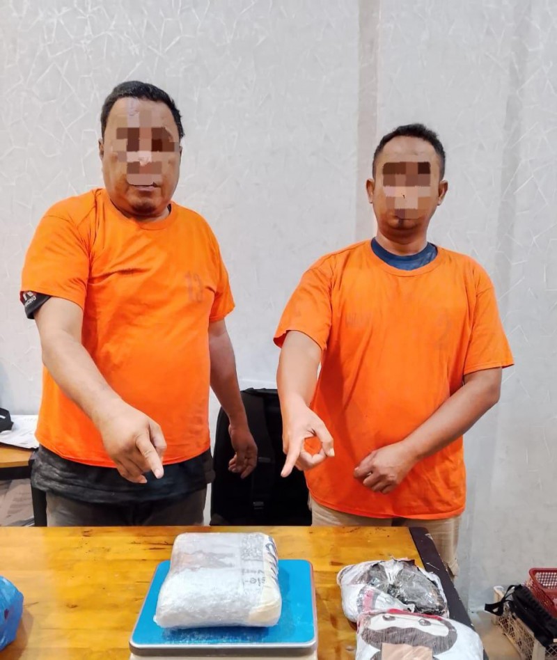 Dua Kurir 2,7 kg Sabu Dibekuk