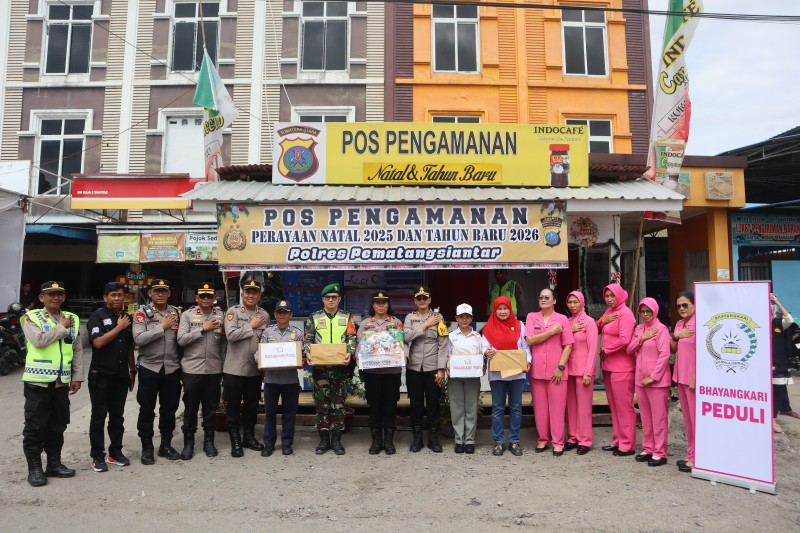 Kapolres Pematangsiantar Bersama Bhayangkari Cabang Tinjau Pospam dan Posyan