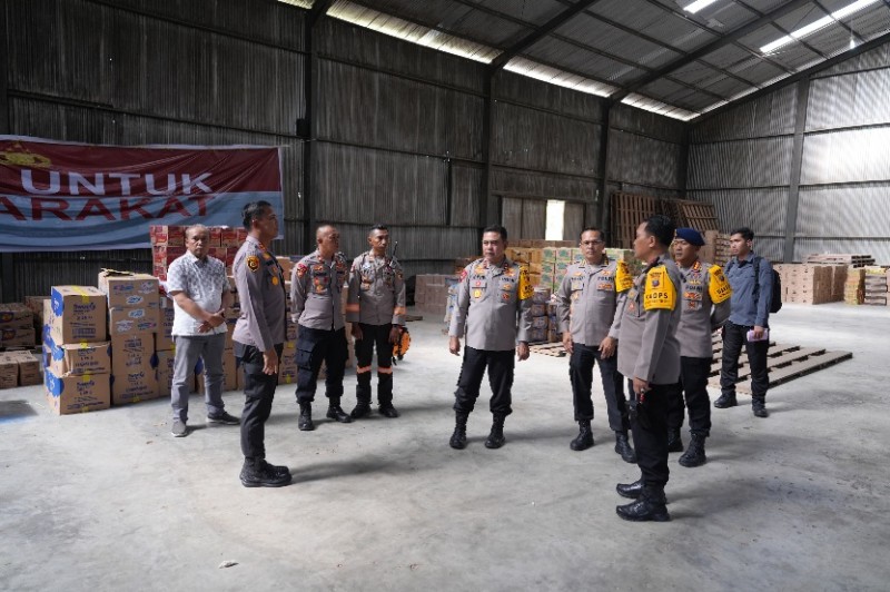 Kapolda Sumut Periksa Logistik dan Kesiapan Tim K9, Pastikan Penyaluran Bantuan dan Evakuasi Cepat