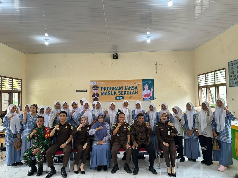 Sambangi SMAN 2, Kejari Sabang Gelar Program Jaksa Masuk Sekolah