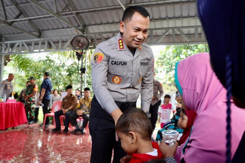 Kapolrestabes Medan Curhat Bersama Warga Jermal 15