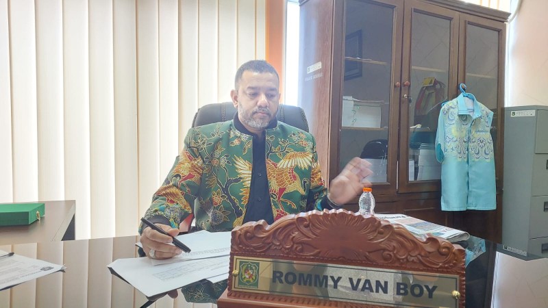 Rommy Van Boy : Jangan Lagi Ada Bangunan Tanpa PBG